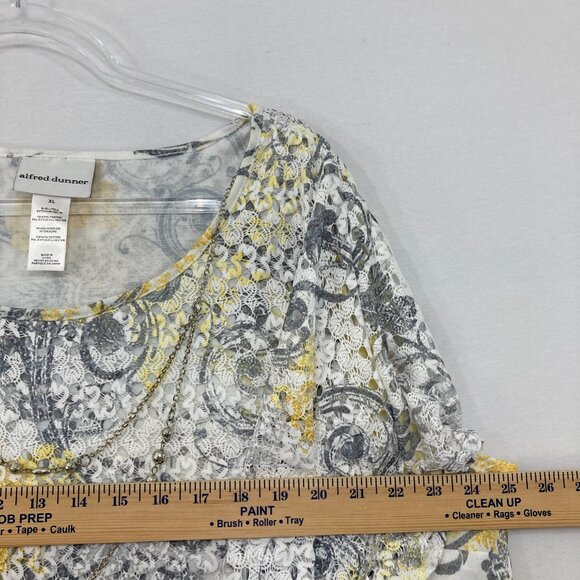 New Alfred Dunner size XL Yellow Gray Abstract Lace Overlay Poncho Top Artsy - Picture 5 of 8